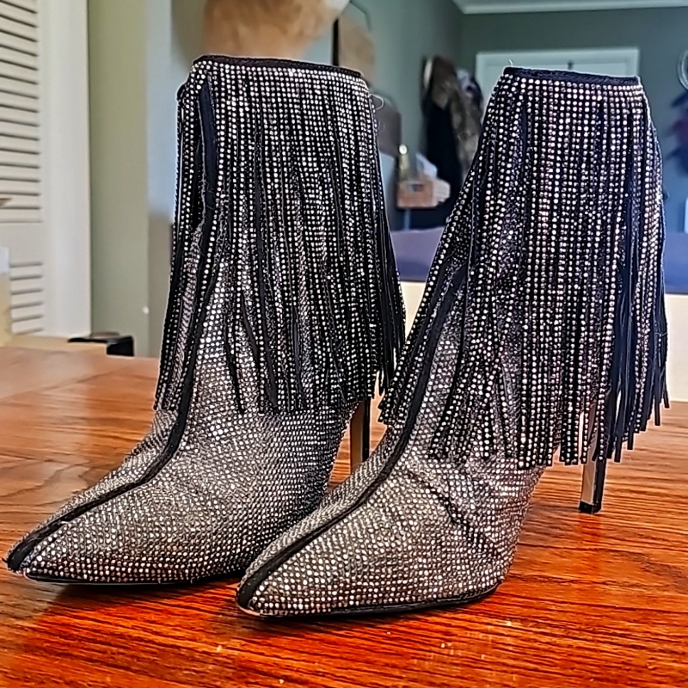 INC booties